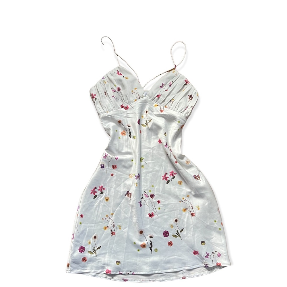 WHITE FLORAL PATTERNED PRINCESS POLLY DRESS